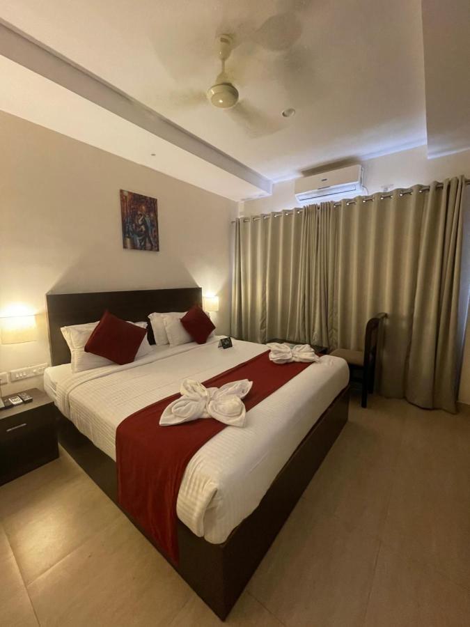 Hotel Yamuna Adur Zewnętrze zdjęcie