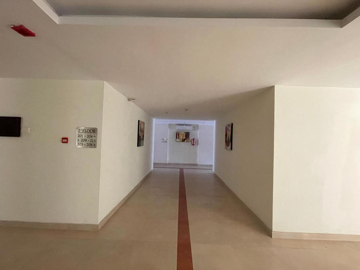 Hotel Yamuna Adur Zewnętrze zdjęcie
