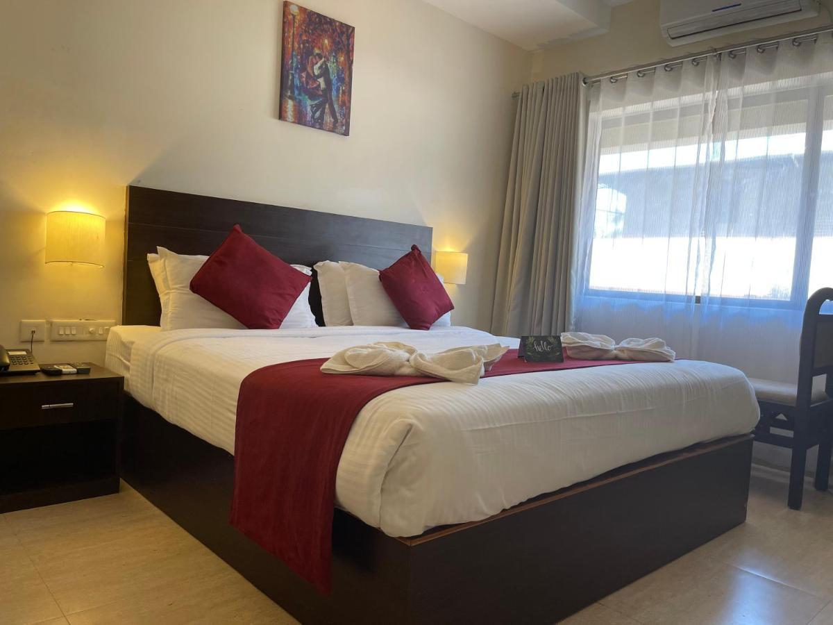 Hotel Yamuna Adur Zewnętrze zdjęcie
