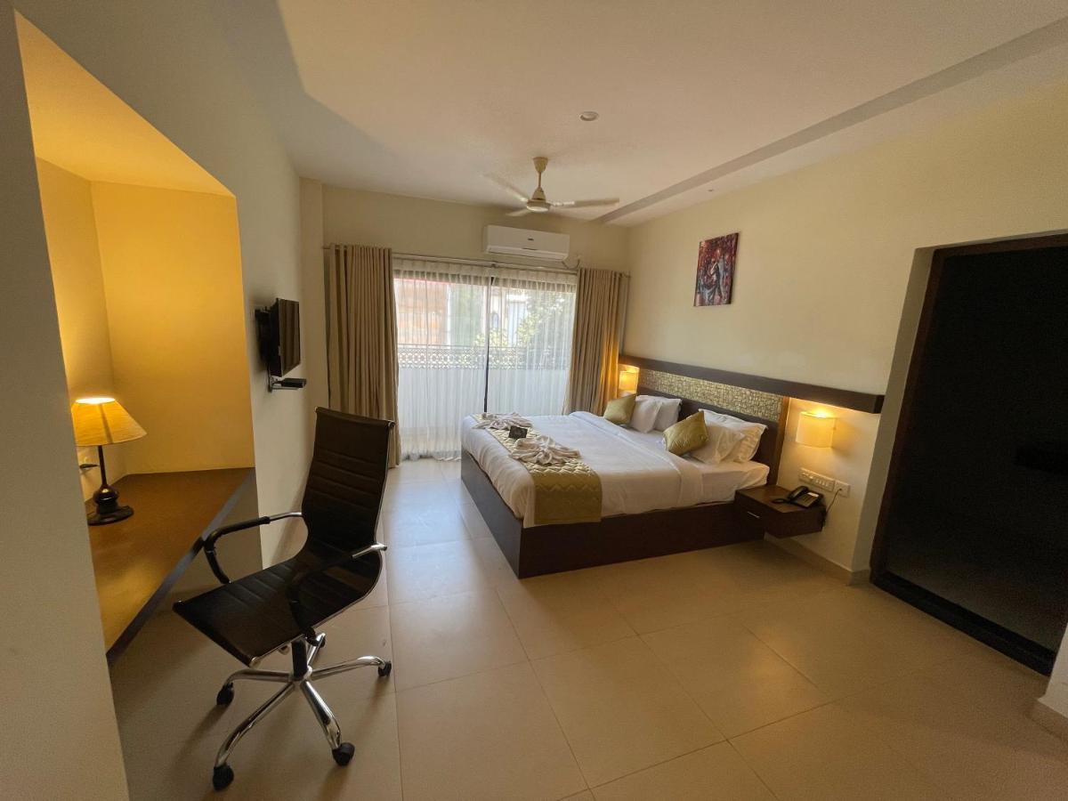 Hotel Yamuna Adur Zewnętrze zdjęcie
