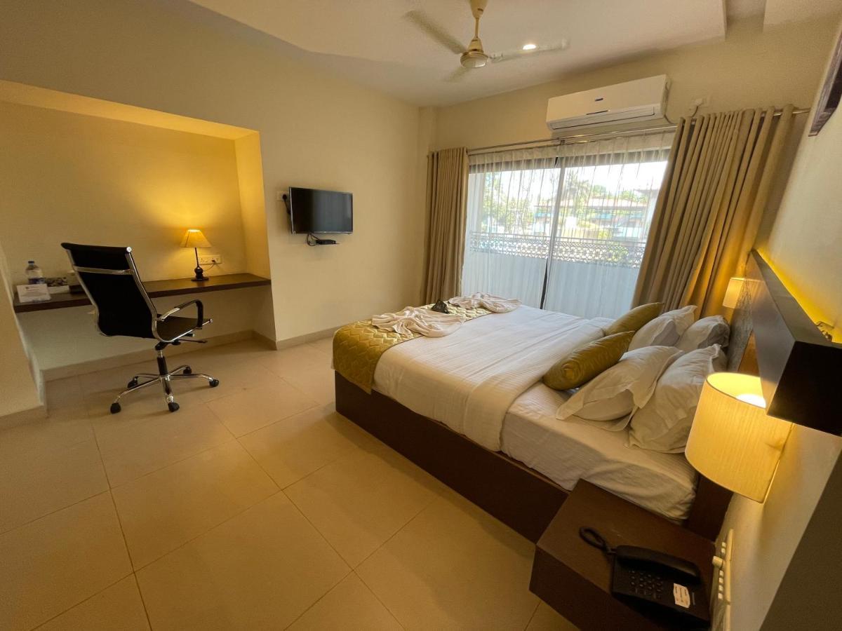 Hotel Yamuna Adur Zewnętrze zdjęcie