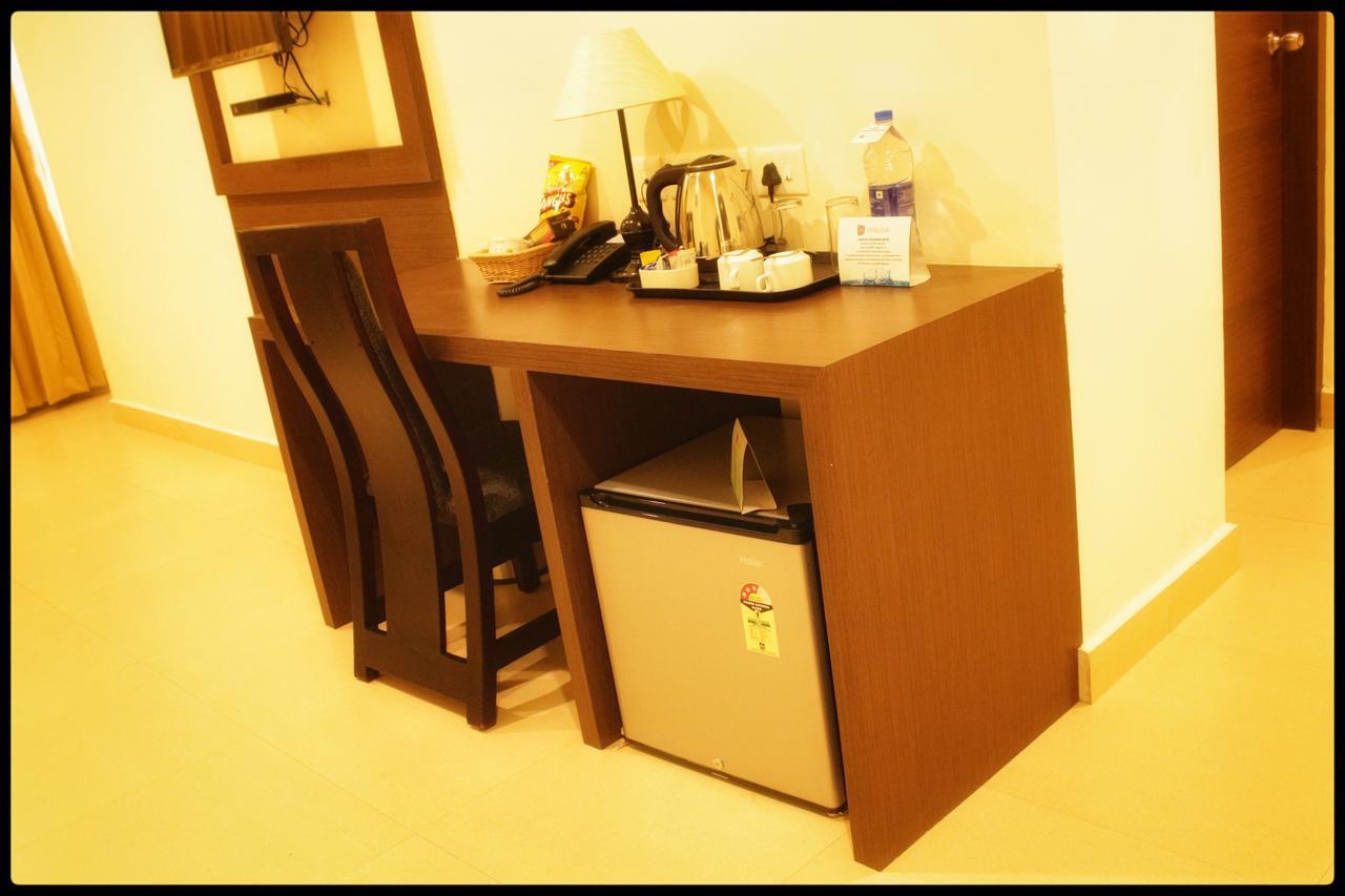 Hotel Yamuna Adur Zewnętrze zdjęcie