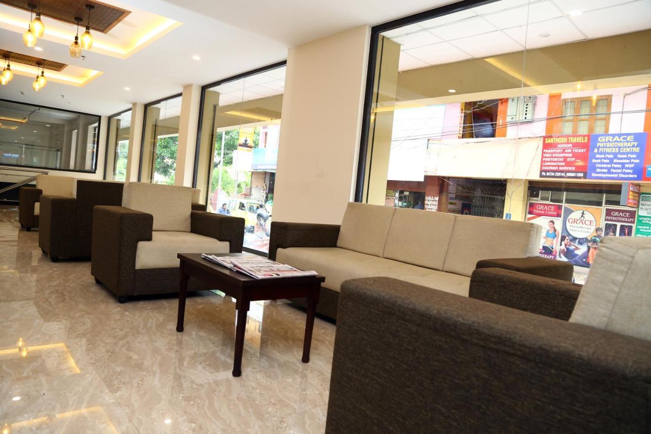 Hotel Yamuna Adur Zewnętrze zdjęcie