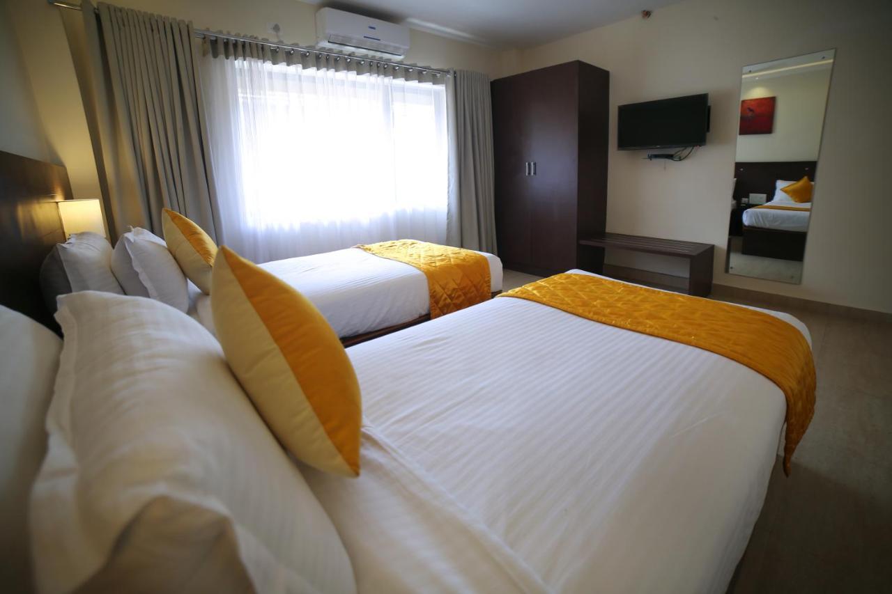 Hotel Yamuna Adur Zewnętrze zdjęcie