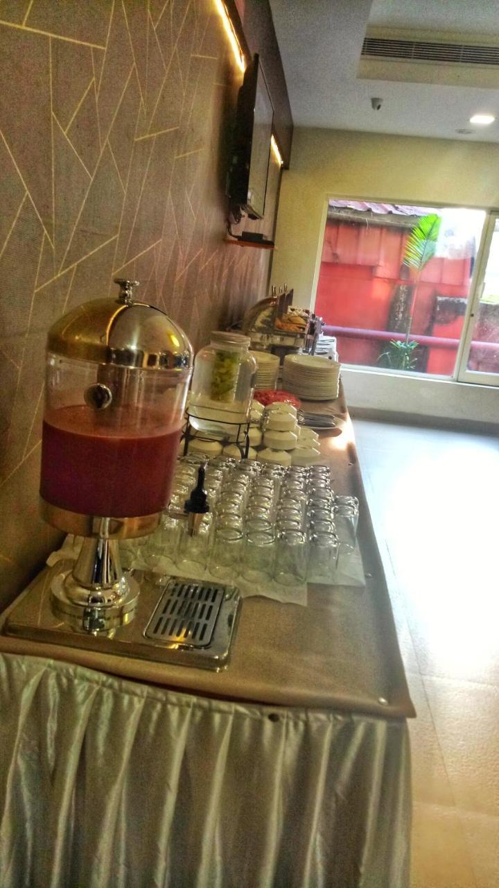 Hotel Yamuna Adur Zewnętrze zdjęcie
